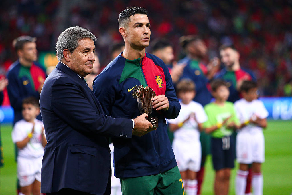 爱游戏在线-关于巴西运动员晋级欧洲杯半决赛，企图冲击冠军的信息