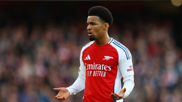 爱游戏在线-包含阿森纳奋力冲顶，青年军雄心勃发的词条