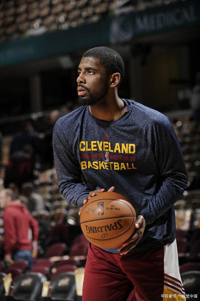 篮网逆转爵士，欧文关键时刻发挥成为胜利基石