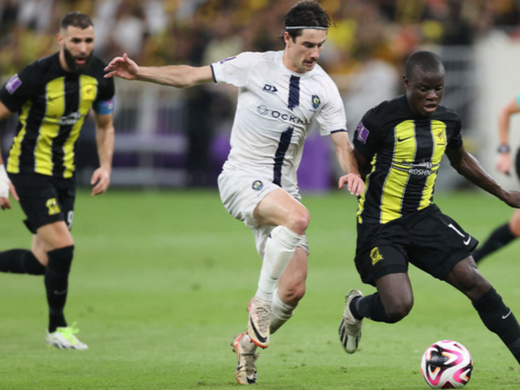 爱游戏下载-奥克兰选手闪耀登场，引发热议的简单介绍