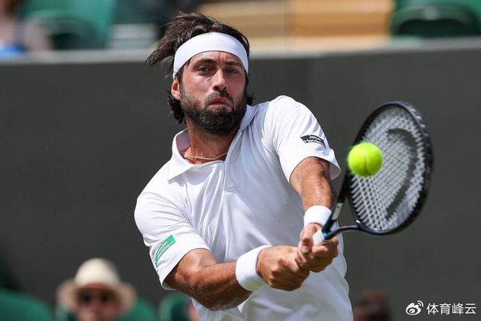 温网完胜澳网,兹维列夫刷新纪录 温网完胜澳网,兹维列夫刷新纪录