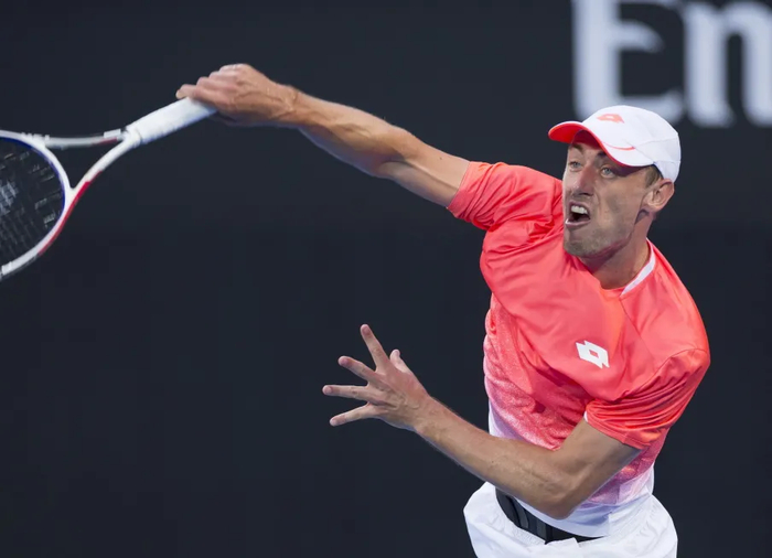 爱游戏中国-包含温网轻取拉沃尔杯，穆雷关键制胜的词条