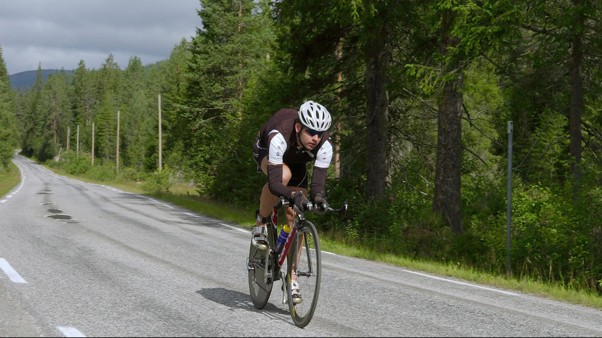 ATP总决赛完胜拉沃尔杯,鲁德高光表现彰显网球传统与创新的平衡