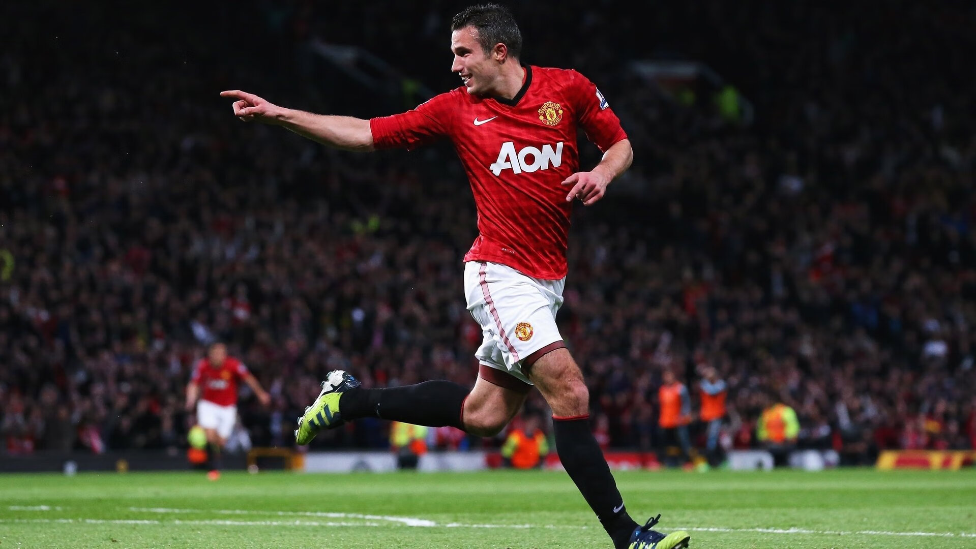 AYX体育赛事-诺里斯创纪录之夜，威廉姆斯横扫红牛，F1格局迎来历史性颠覆